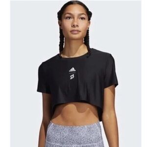 Adidas peloton large logo short sleeve crop training tee.
